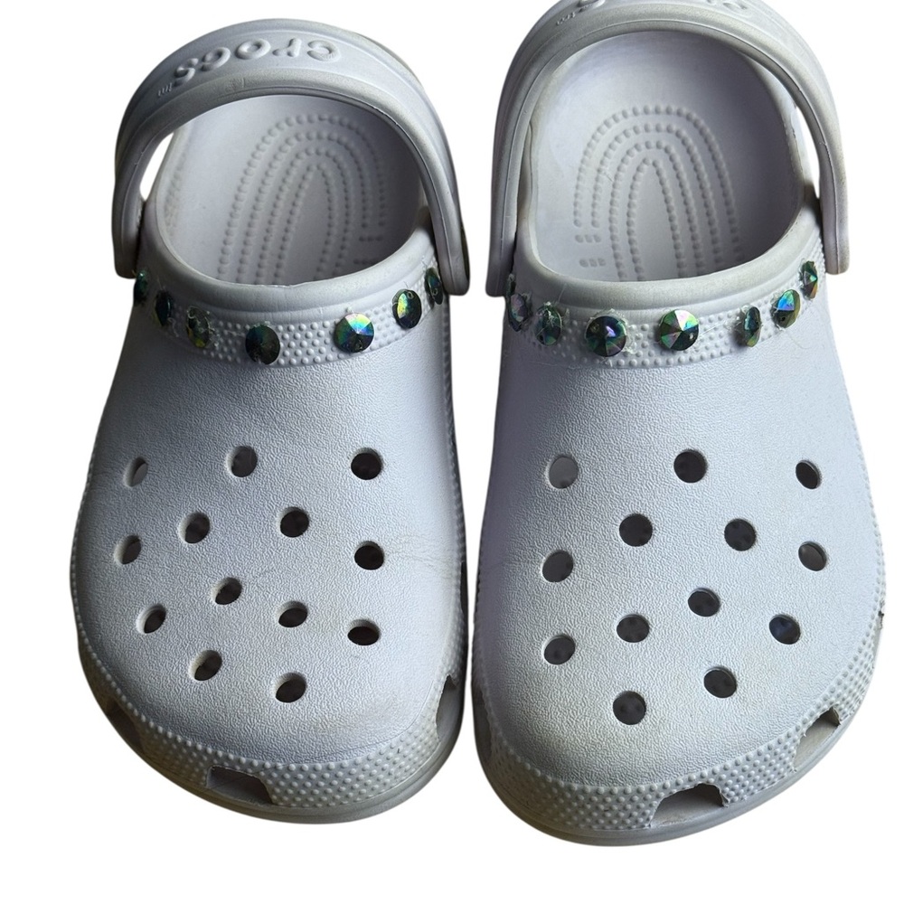 CROCS Classic Slip on adult Women’s Lyla Sandals with Gem Accents SZ 7 Pre-love